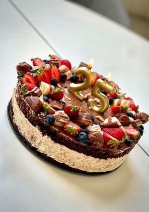 O poză a rețetei Tort Kinder Bueno 🎂.