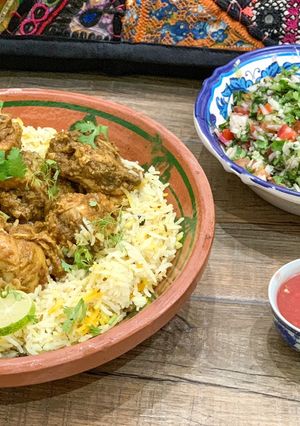 A picture of Chicken Sajji.