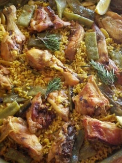 Una foto de Paella valenciana