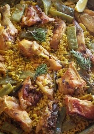Una foto de Paella valenciana