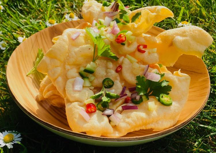 Simple Way to Prepare Any-night-of-the-week Loaded Poppadoms / Poppadum Nachos topped with chilli and herbs 🌿🌱