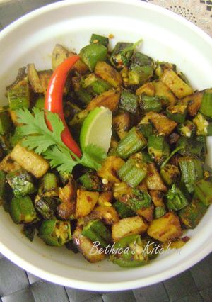 A picture of Aloo Bhindi Stir Fry (Potatoes & Okra Stir Fry).
