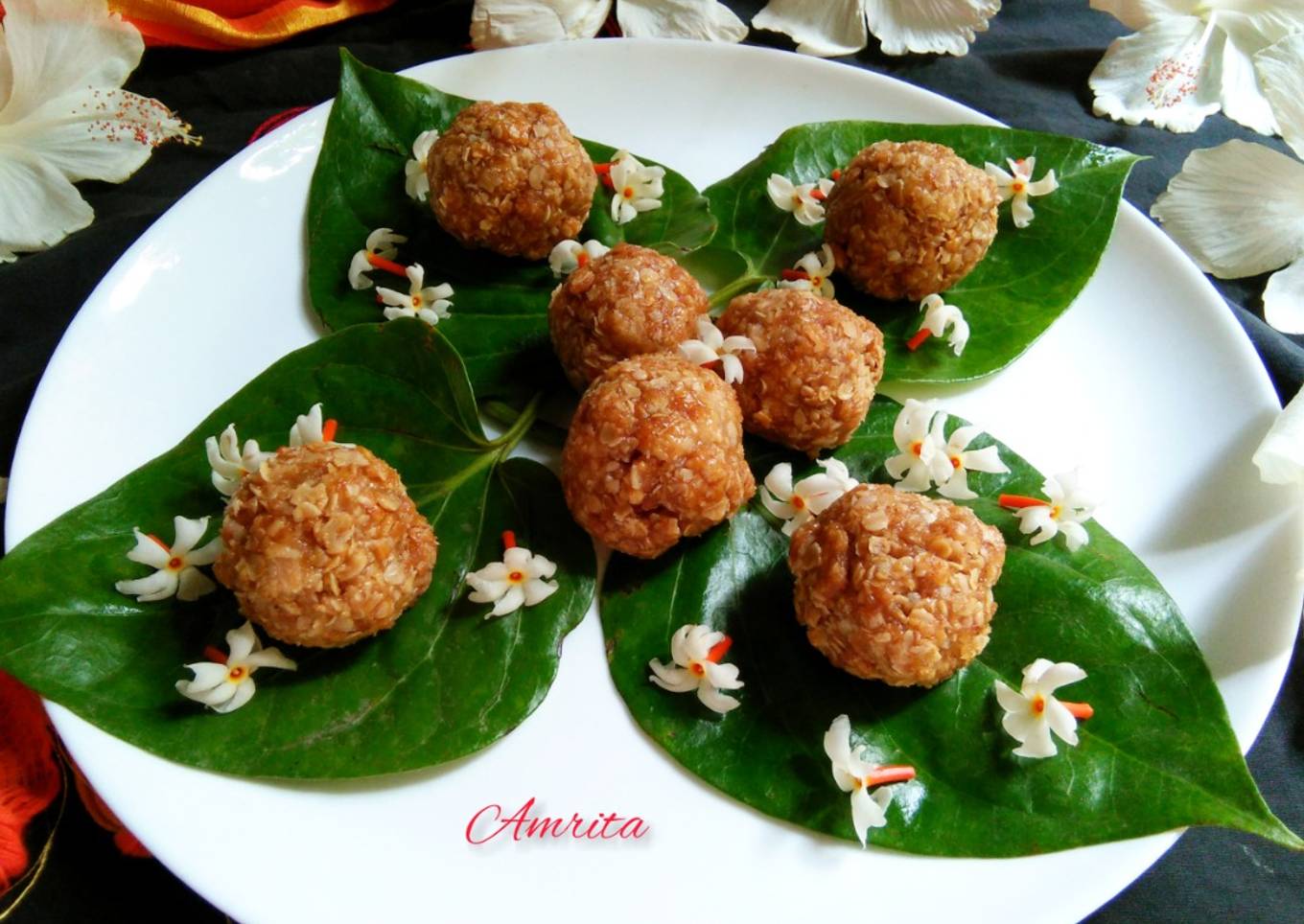 Oats coconut peanut bites