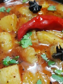 भंडारे वाली आलू की सब्जी(Bhandare wali aloo ki sabzi recipe in Hindi) रेसिपी मुख्य फोटो