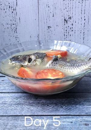 Foto resep Diet GM day 5 (sop ikan mas tomat)