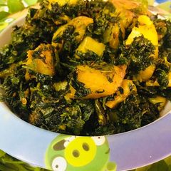 A picture of Karare Aloo Methi.