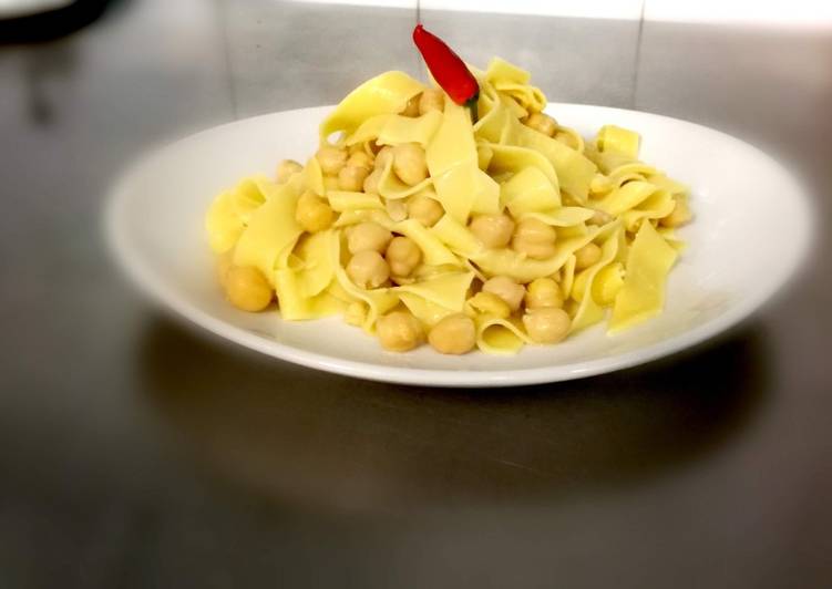 Recipe of Award-winning LAGANE E CICIARI(CECI)
