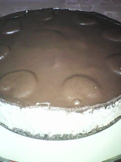 Karamellkrémes-diókrémes torta sütés nélkül recept fotója