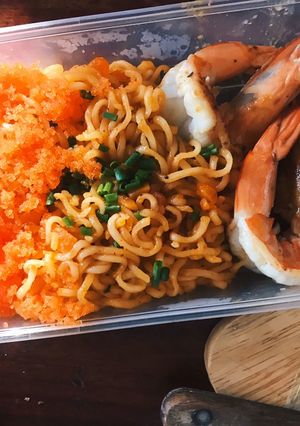 รูปของ มาม่าผัดไข่เค็มไข่กุ้ง