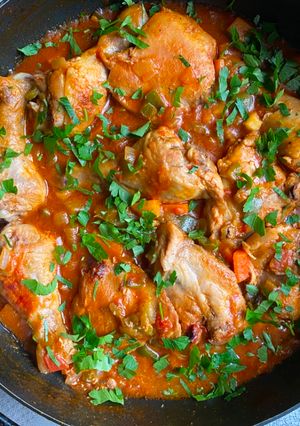 A picture of African chicken stew.