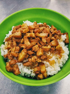 手切滷肉飯 的食譜成品照片