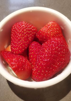 A picture of Fresh Strawberries.