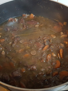 Una foto de 🇫🇷 Boeuf bourguignon 🇫🇷