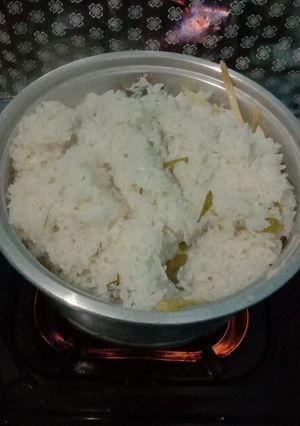 Foto resep Nasi gurih daun jeruk