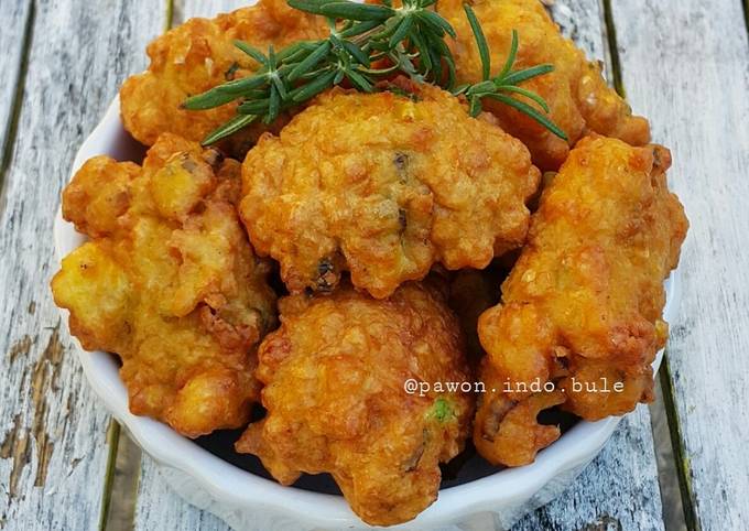 How to Make Homemade Indonesian Corn Fritters
