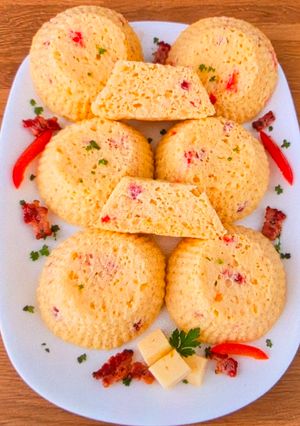 Baconös-sajtos Fibriyás Rostmuffin keto GM recept fotója