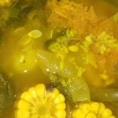 Una foto de Sopa de Verduras