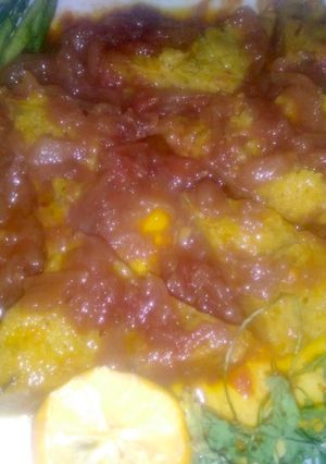 A picture of Spicy tawa khandvi.