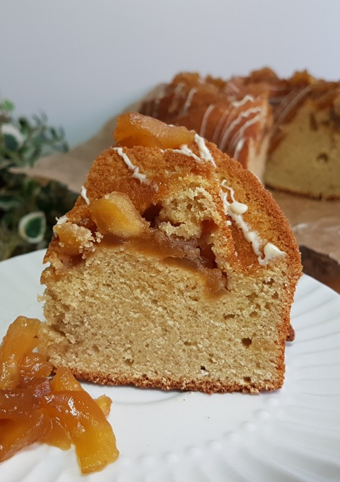 Una foto de Quinoa and apple Bundt cake with rum!!! Bundt cake de Quinoa y manzana al ron!!!