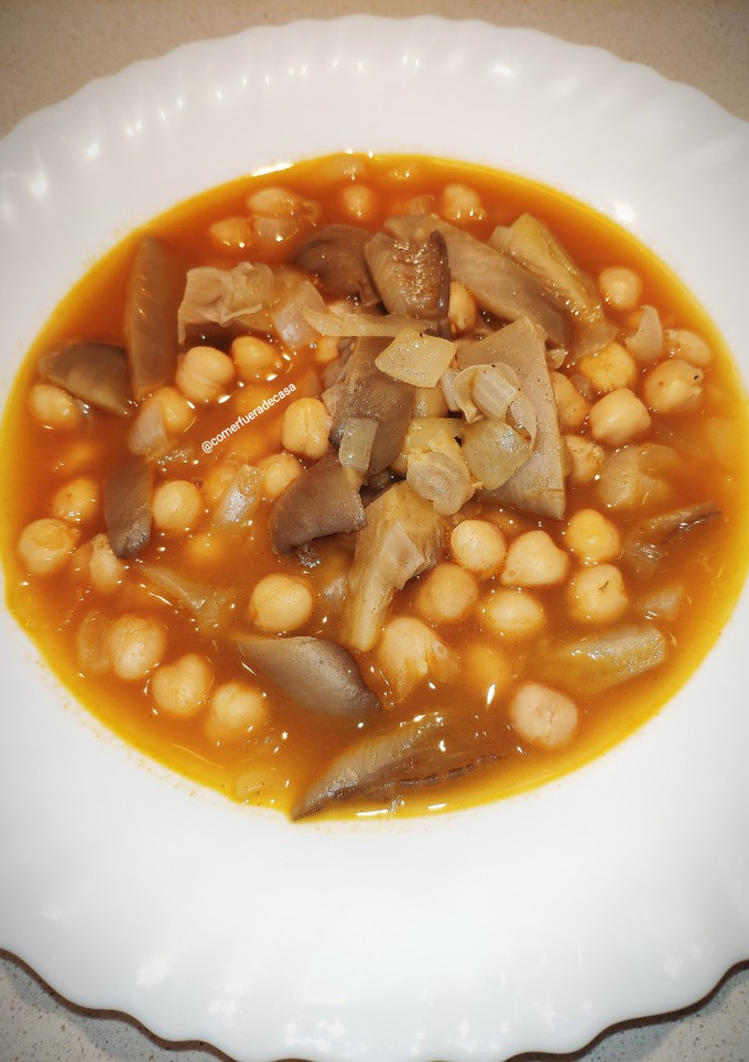 Una foto de "Callos" veganos
