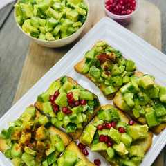 مقبلات الأفوكادو والخيار 💚🥑🥒-レシピのメイン写真