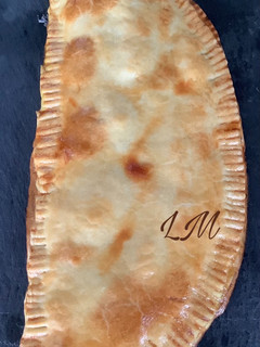 Una foto de Empanada turca agridulce (media)