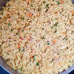 A picture of Jollof rice🍲.