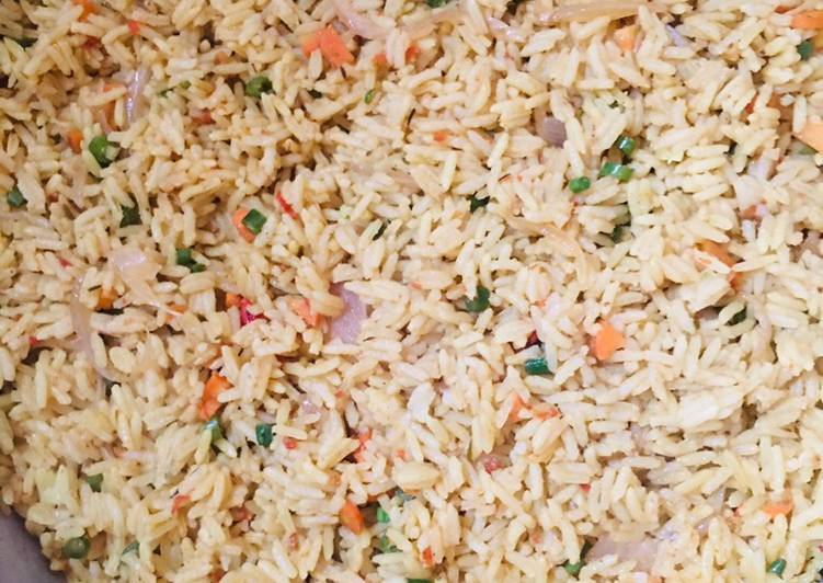 Simple Way to Make Homemade Jollof rice🍲