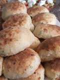 خبز الجبنة