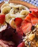 Glam Açaí com Fruta e Manteiga de Amendoim