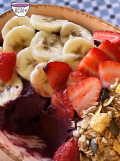 Foto de Glam Açaí com Fruta e Manteiga de Amendoim