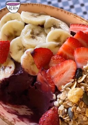 Foto de Glam Açaí com Fruta e Manteiga de Amendoim