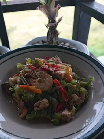 Langkah Mudah untuk Menyiapkan Resep Tumis pare udang tempe yang Bisa Manjain Lidah Anti Ribet, Menggugah Selera