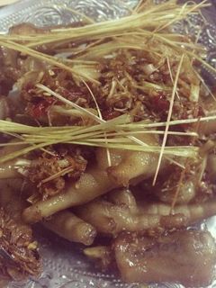 Hình của món Chân Gà Xào Sả Ớt.
