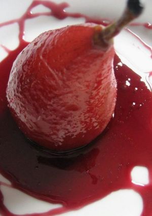 Una foto de Peras al vino🍐🍷