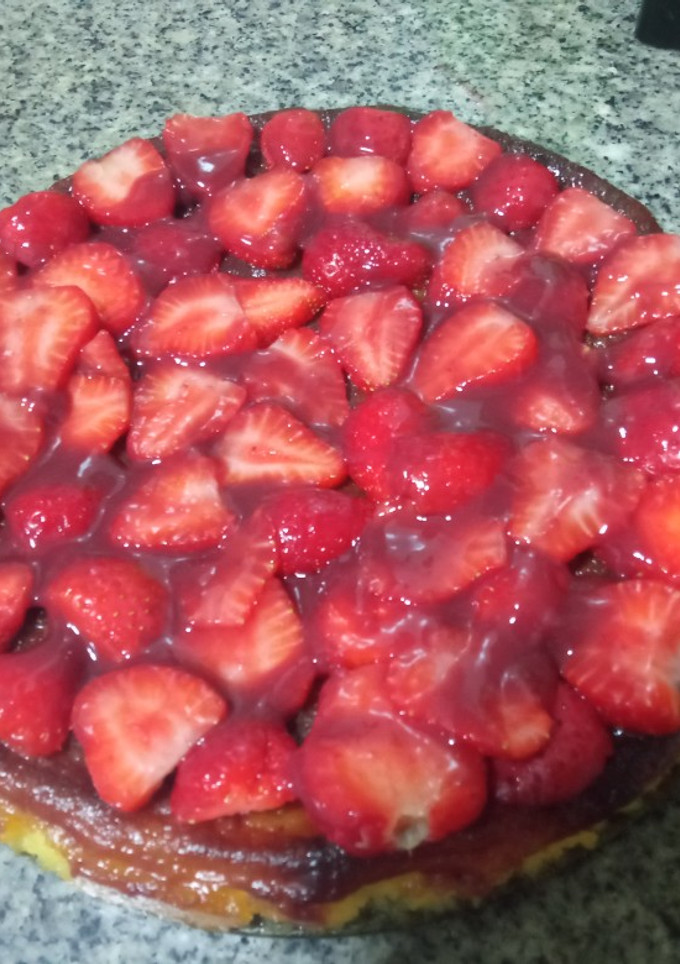 Una foto de Tarta de queso con fresas