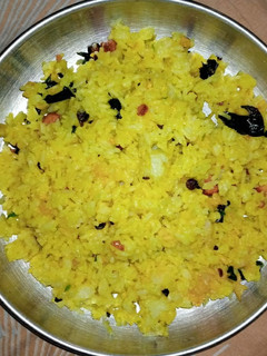 લેમન રાઈસ (Lemon Rice Recipe In Gujarati) રેસીપી મુખ્ય ફોટો