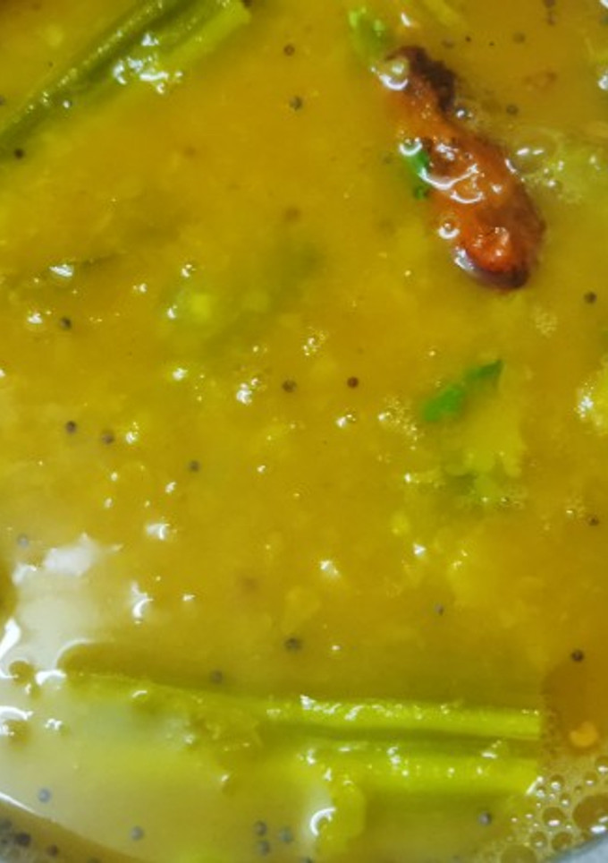 முருங்கைக்காய் சாம்பார்(drumstick sambar recipe in tamil) செய்முறை முக்கிய புகைப்படம்