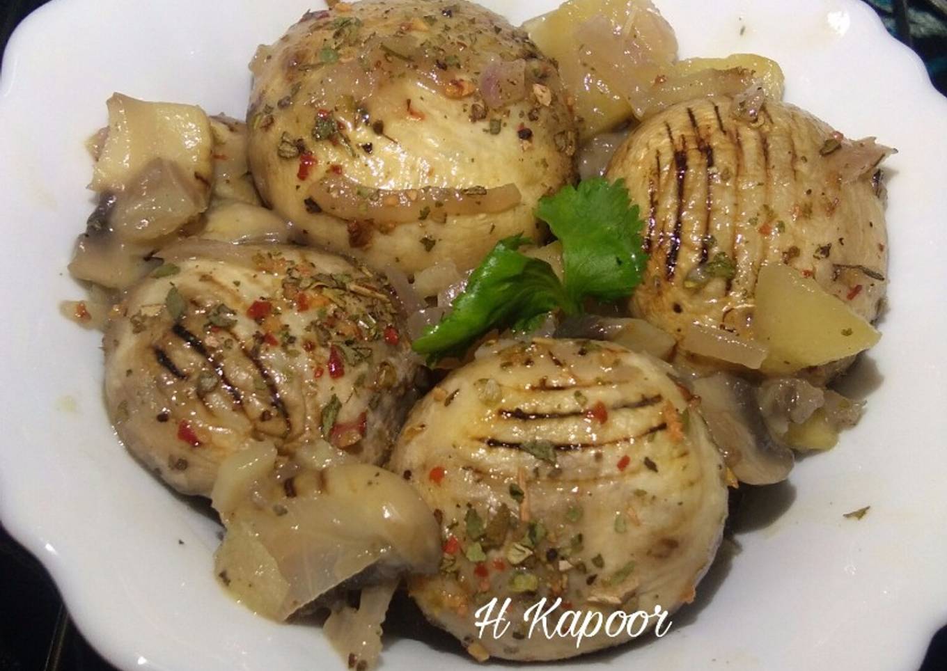 BBQ Mushrooms in Apple Mushroom Sauce