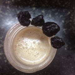 A picture of Banana blueberry shake.