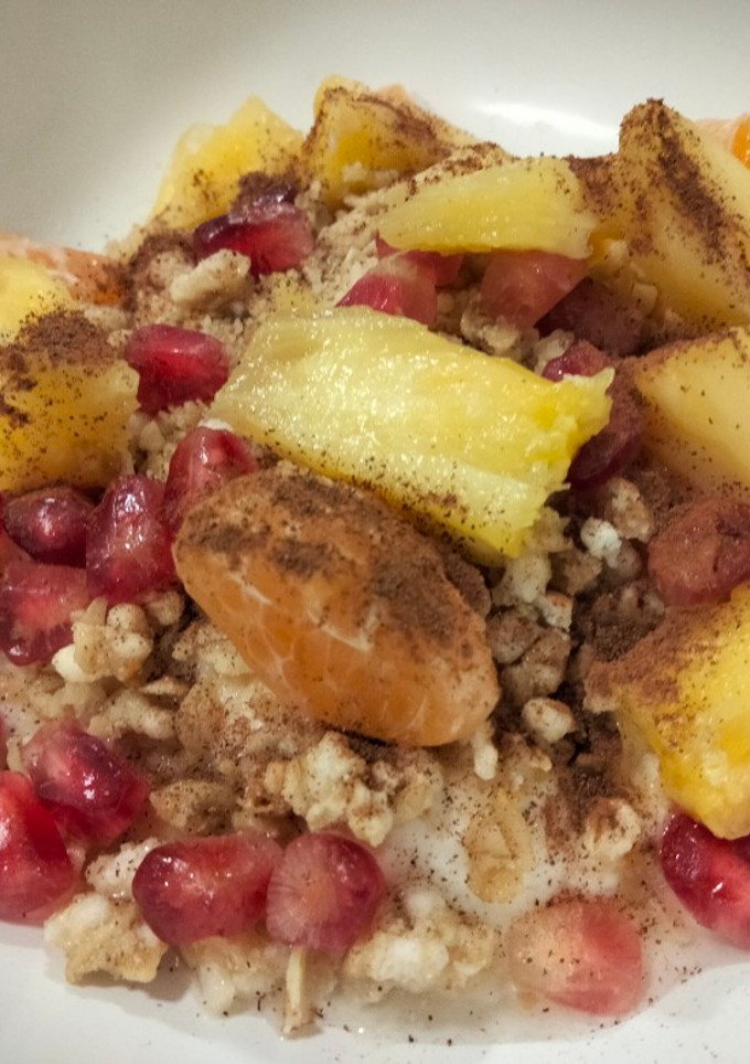 Una foto de Desayuno con piña 🍍😋
