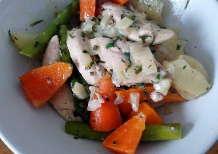 Steps to Make Award-winning Chicken Tarragon