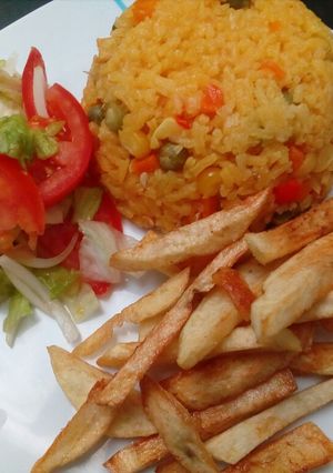 Una foto de Arroz con Pollo