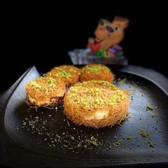 A picture of Kunafeh.