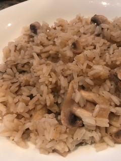 Una foto de Arroz con champiñón