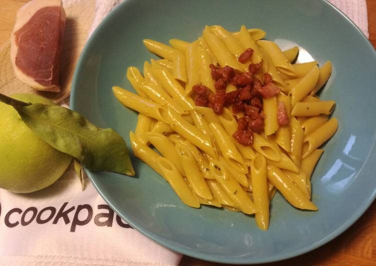 Recipe of Quick Penne allo zafferano con pancetta 😋
