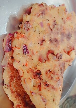 उत्तपम (uthappam recipe in Hindi) रेसिपी मुख्य फोटो
