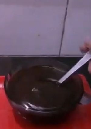A picture of Chocolate Sauce.