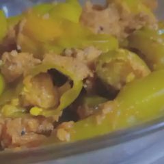 Till or khopry wali Nawabi khatti Mirch A picture of Till or khopry wali Nawabi khatti Mirch.