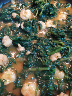 Una foto de Espinacas con gambas